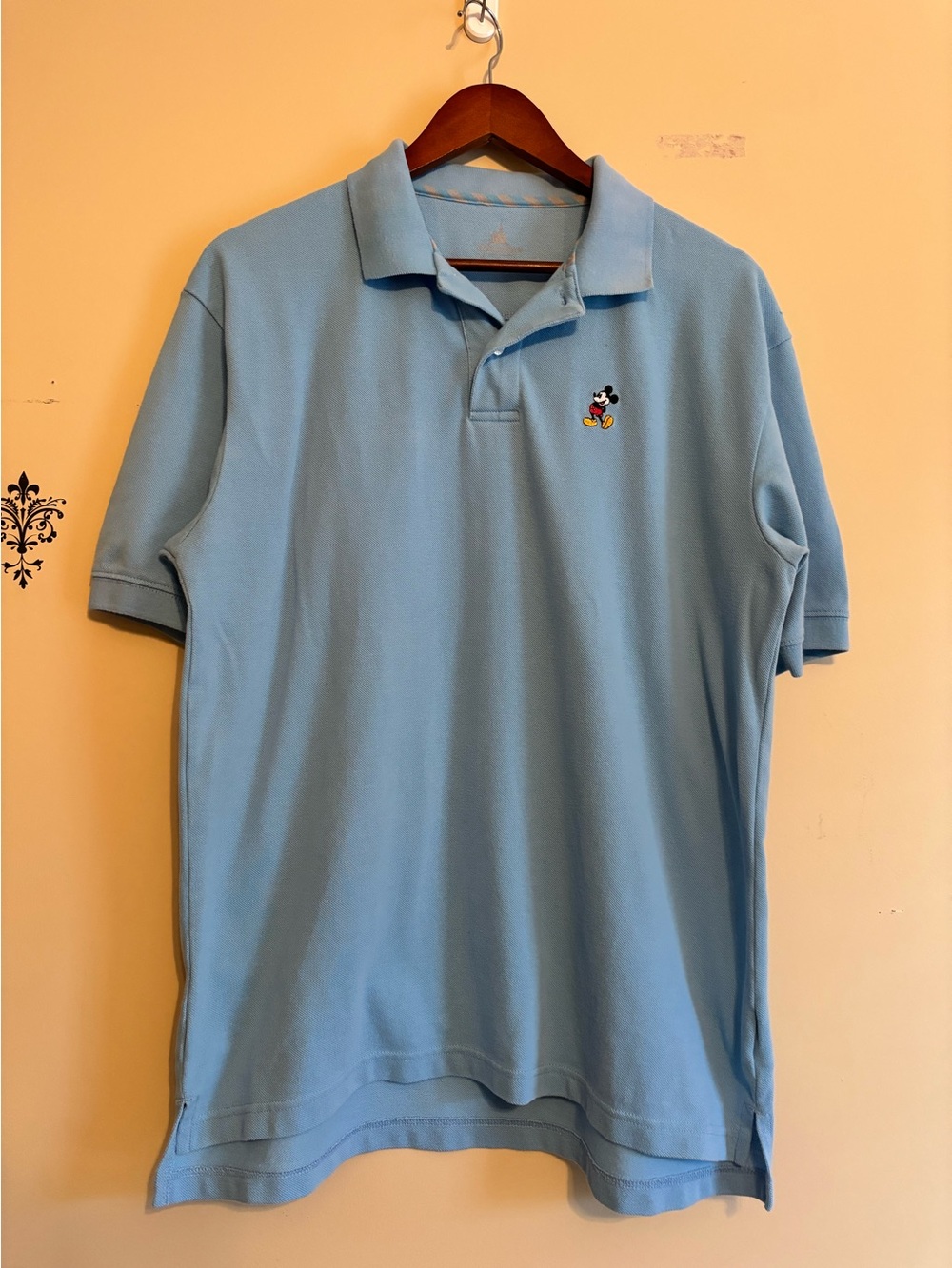 Disney Parks polo shirt men’s size Med